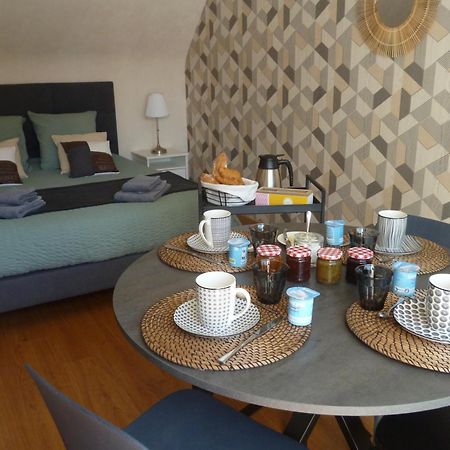 Au Gre Des Marees, 1 Chambre Avec Petit Dejeuner Hanvec Dış mekan fotoğraf